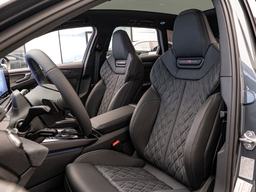 Audi A6 Avant NEW 3.0 TDI quattro (220kW/299k) S tronic