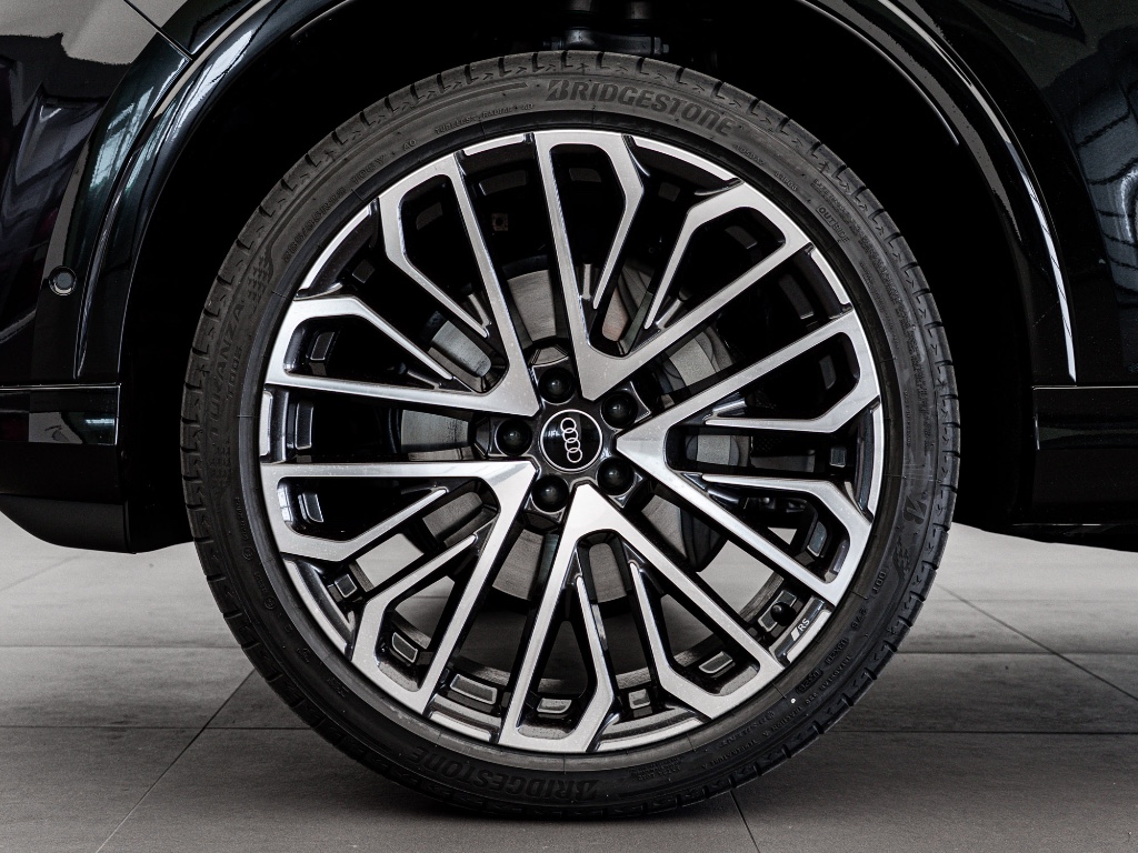 Audi Q7 SUV S line 50 TDI quattro (210kW/286k) 8st.-Tiptronic - PERFECTION