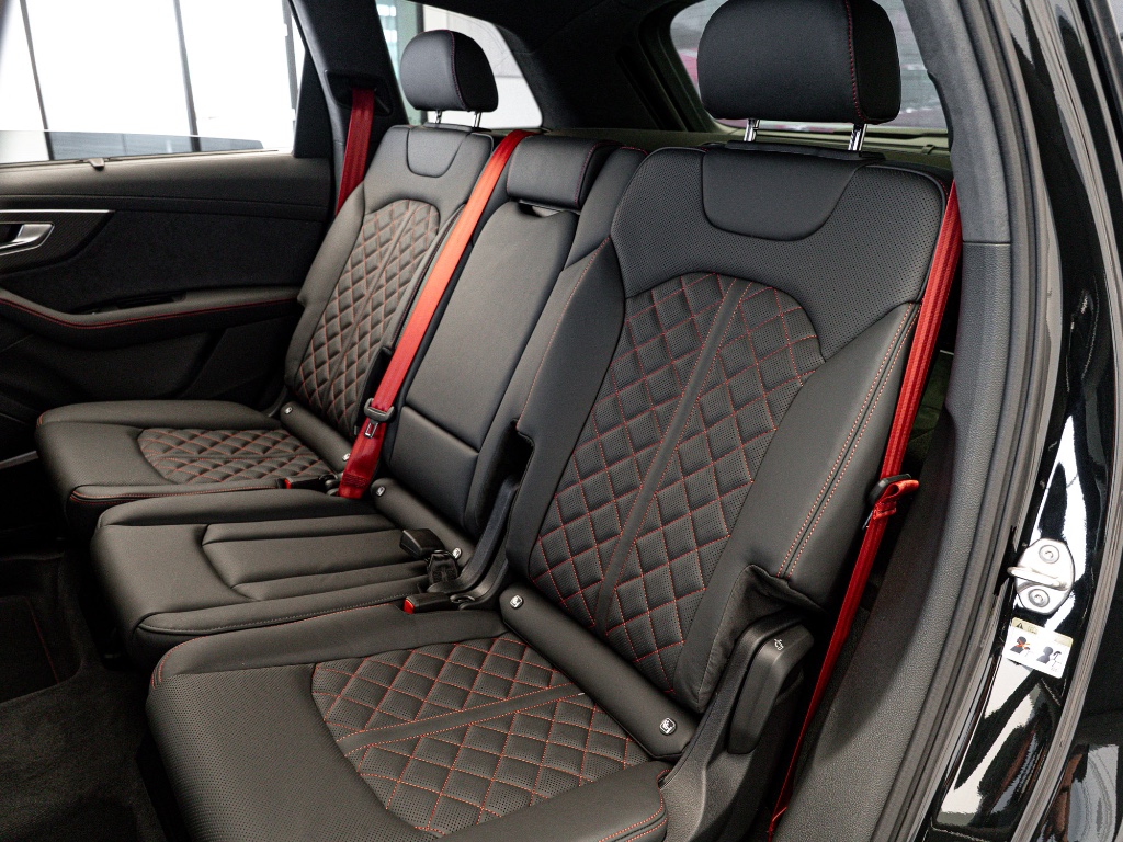 Audi Q7 SUV S line 50 TDI quattro (210kW/286k) 8st.-Tiptronic - PERFECTION