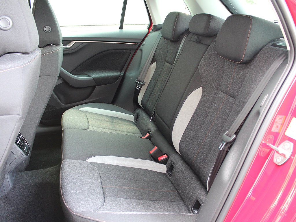 Škoda Kamiq 1,0TSI 85kW 7-stup. DSG Dynamic
