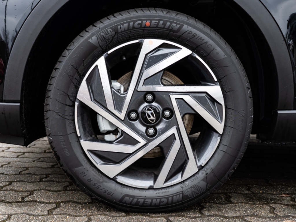 Hyundai Bayon 1,2i MR25 GO WINTER!