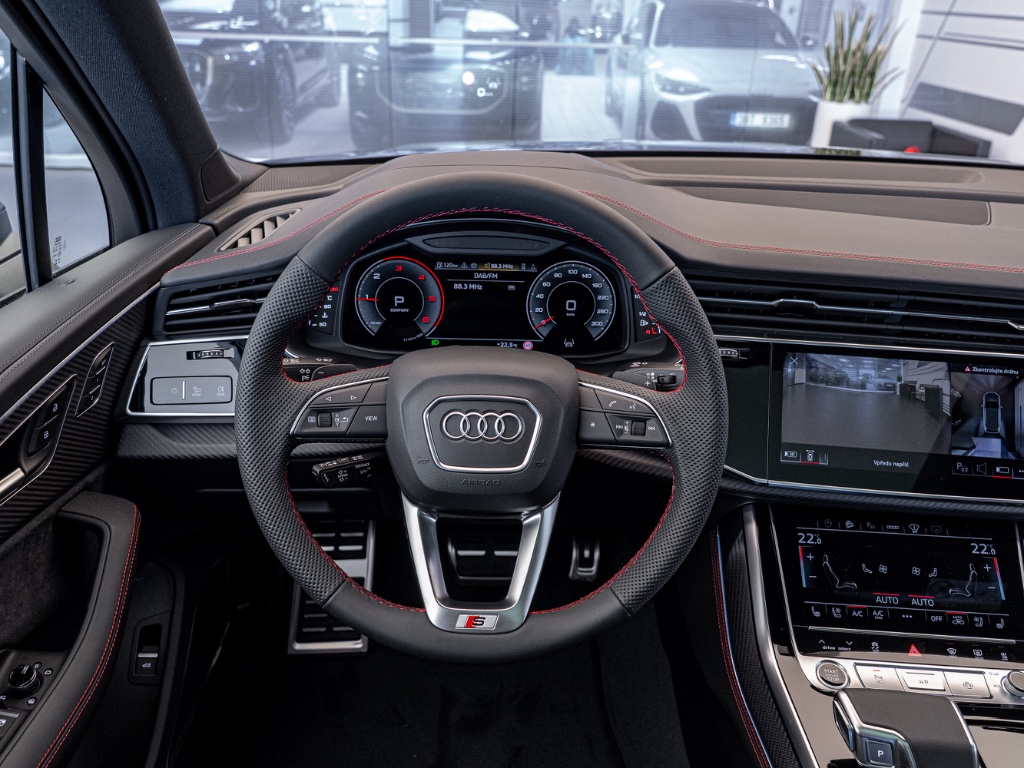 Audi Q7 SUV S line 50 TDI quattro (210kW/286k) 8st.-Tiptronic - PERFECTION