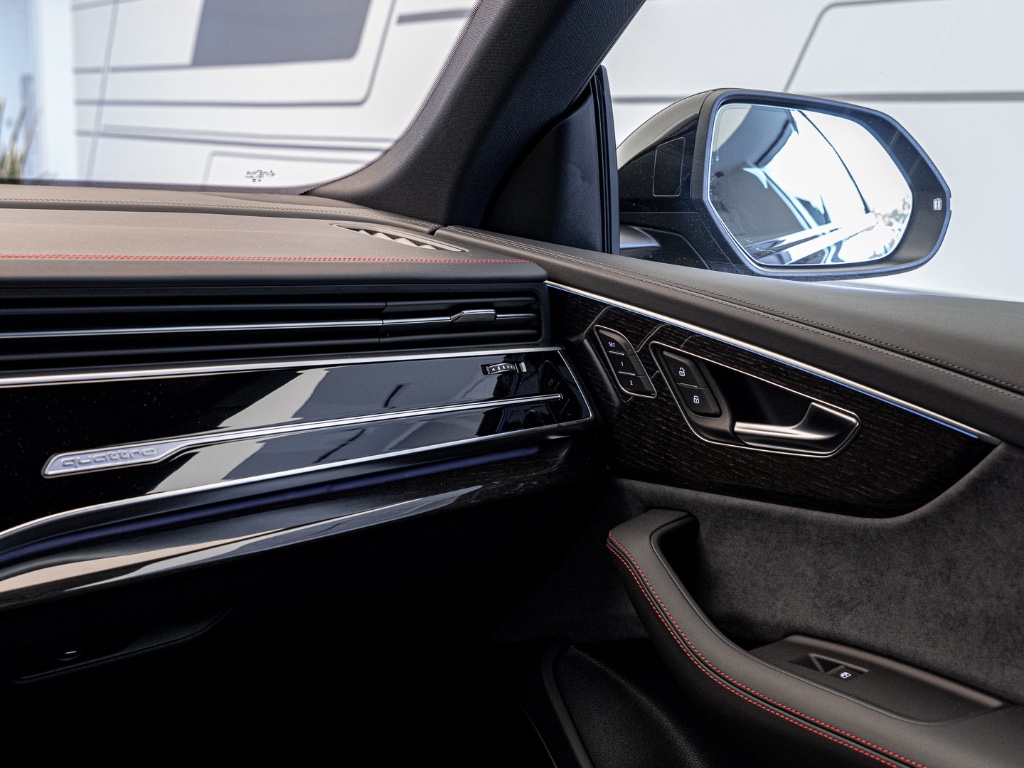 Audi Q8 SUV S line 50 TDI quattro (210kW/286k) 8st.-Tiptronic - PERFECTION