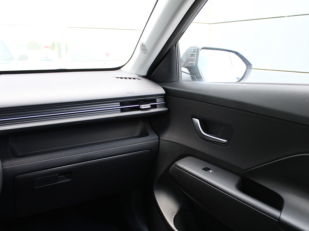Hyundai Kona 1,6 T-GDI 4x2 MR26 SMART TECHNOLOGY