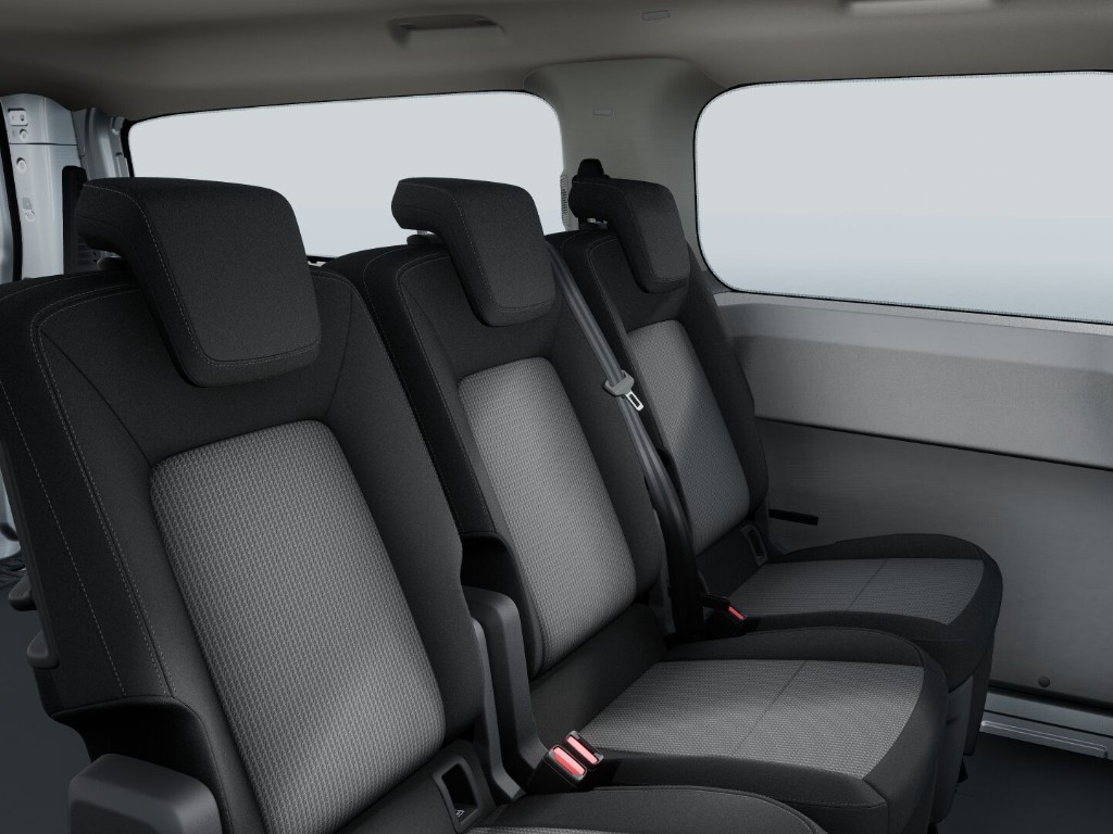 Volkswagen Transporter T7 Kombi N1 2,0 TDI DR Kombi