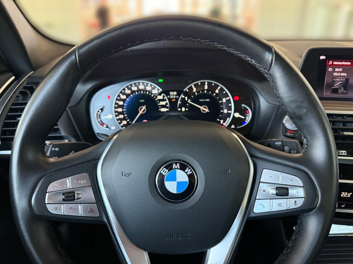 BMW X3 2,0 i / 135 kW xDRIVE AT