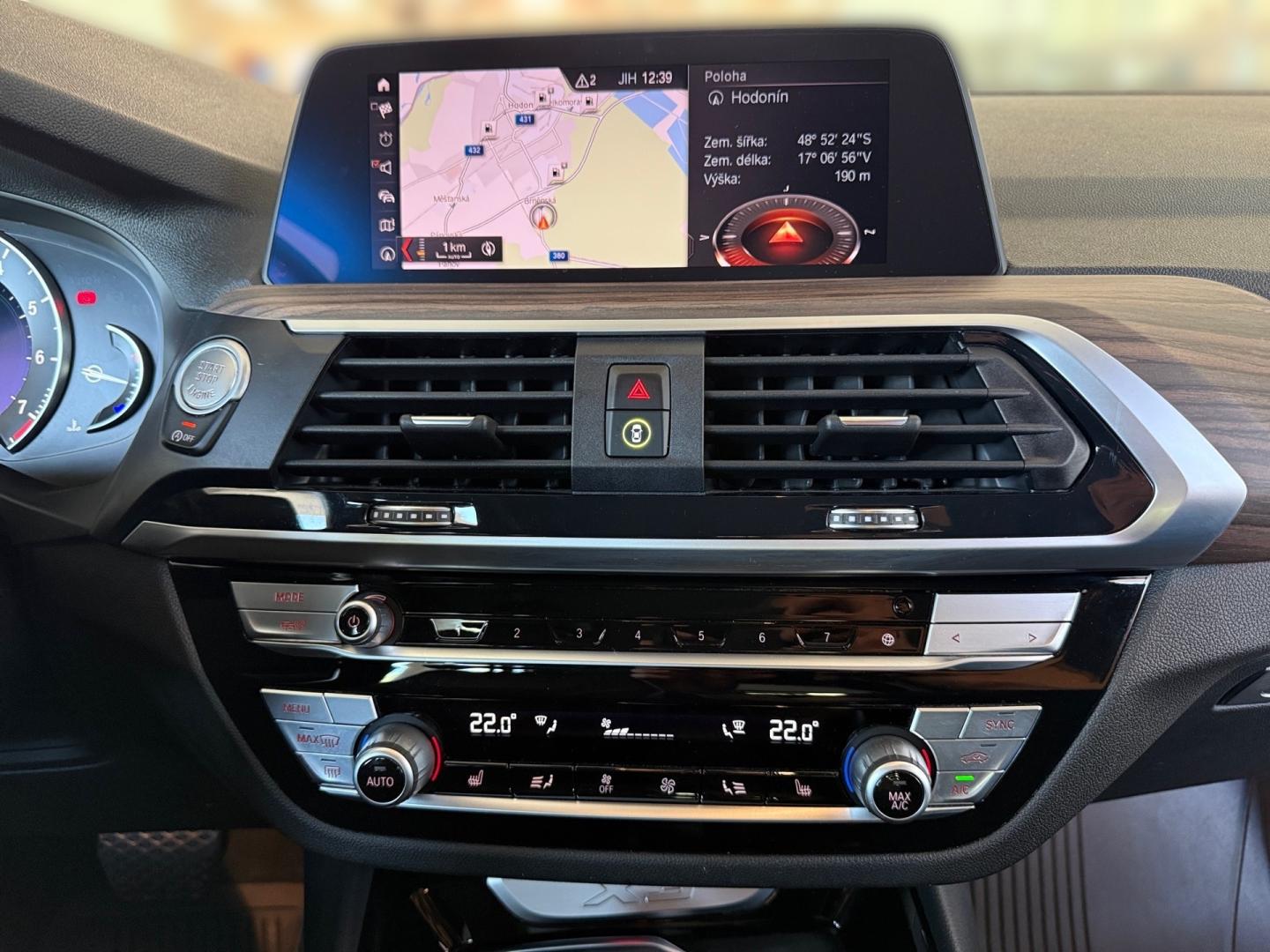 BMW X3 2,0 i / 135 kW xDRIVE AT