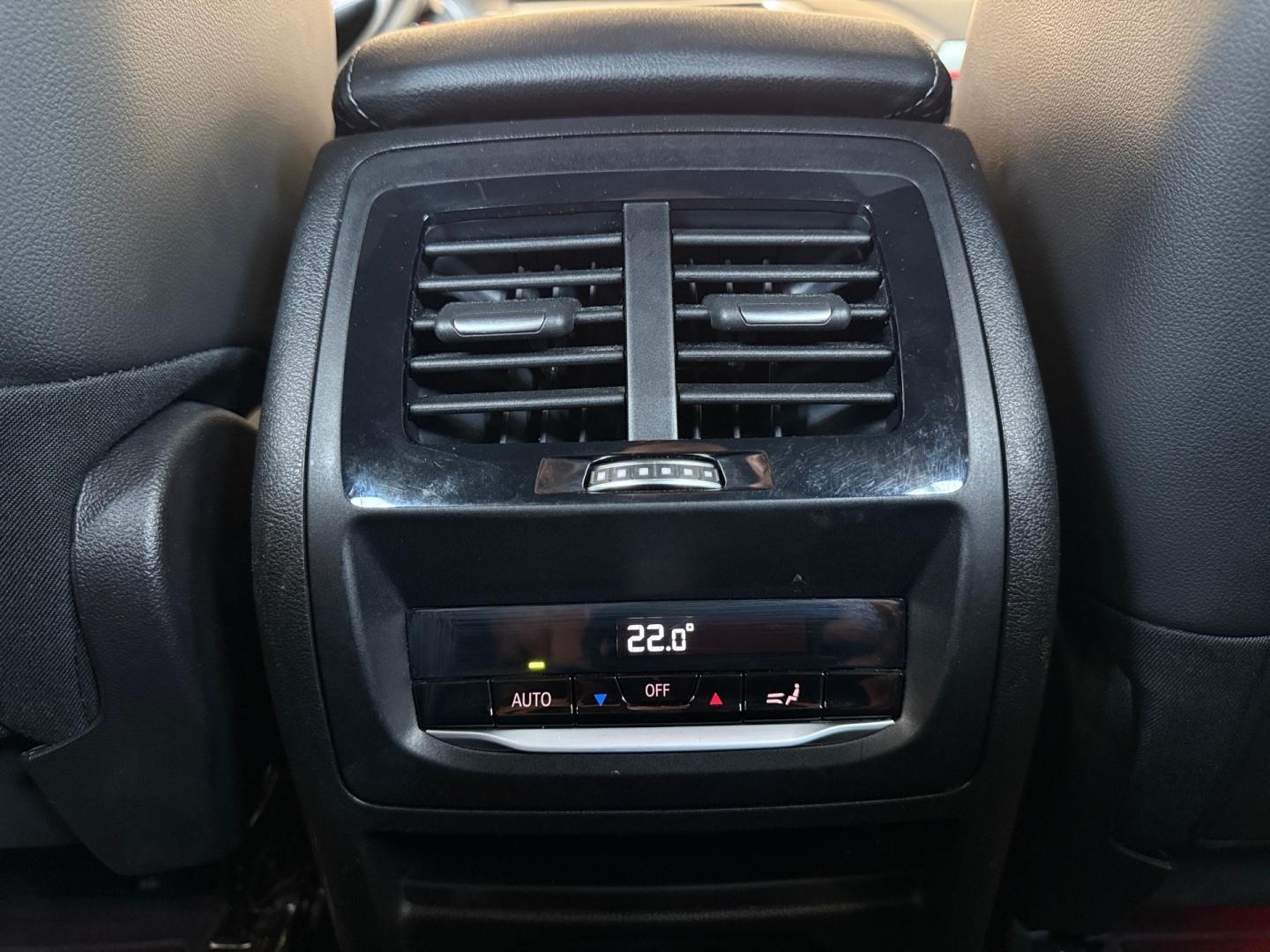 BMW X3 2,0 i / 135 kW xDRIVE AT