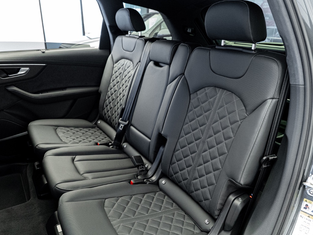 Audi Q7 SUV S line 50 TDI quattro (210kW/286k) 8st.-Tiptronic - PERFECTION