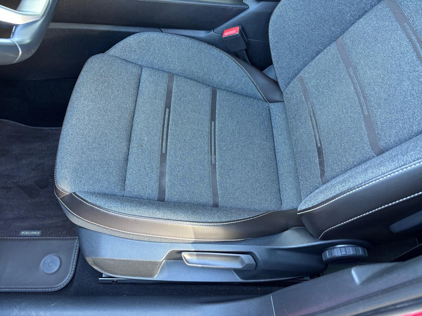 SEAT Leon 2.0 TDI / 110 kW Xcellence DSG