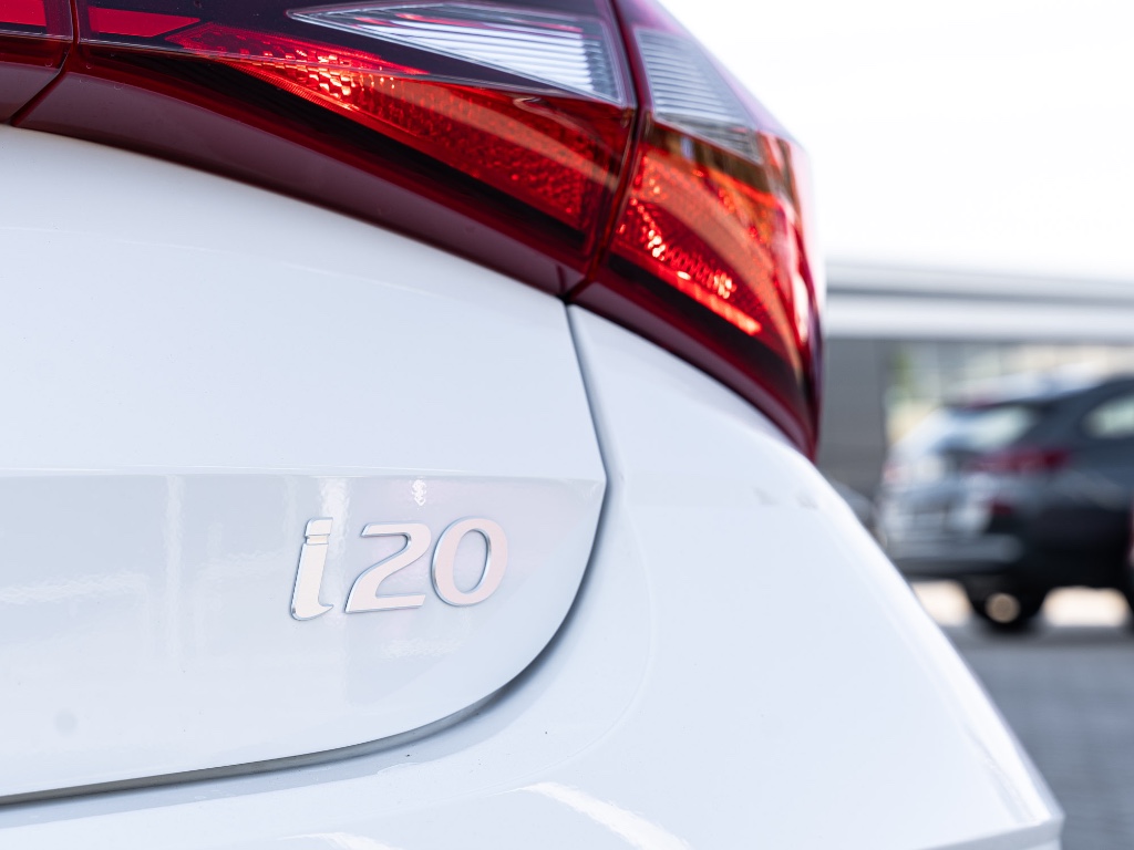 Hyundai i20 1,2i MR25 GO!
