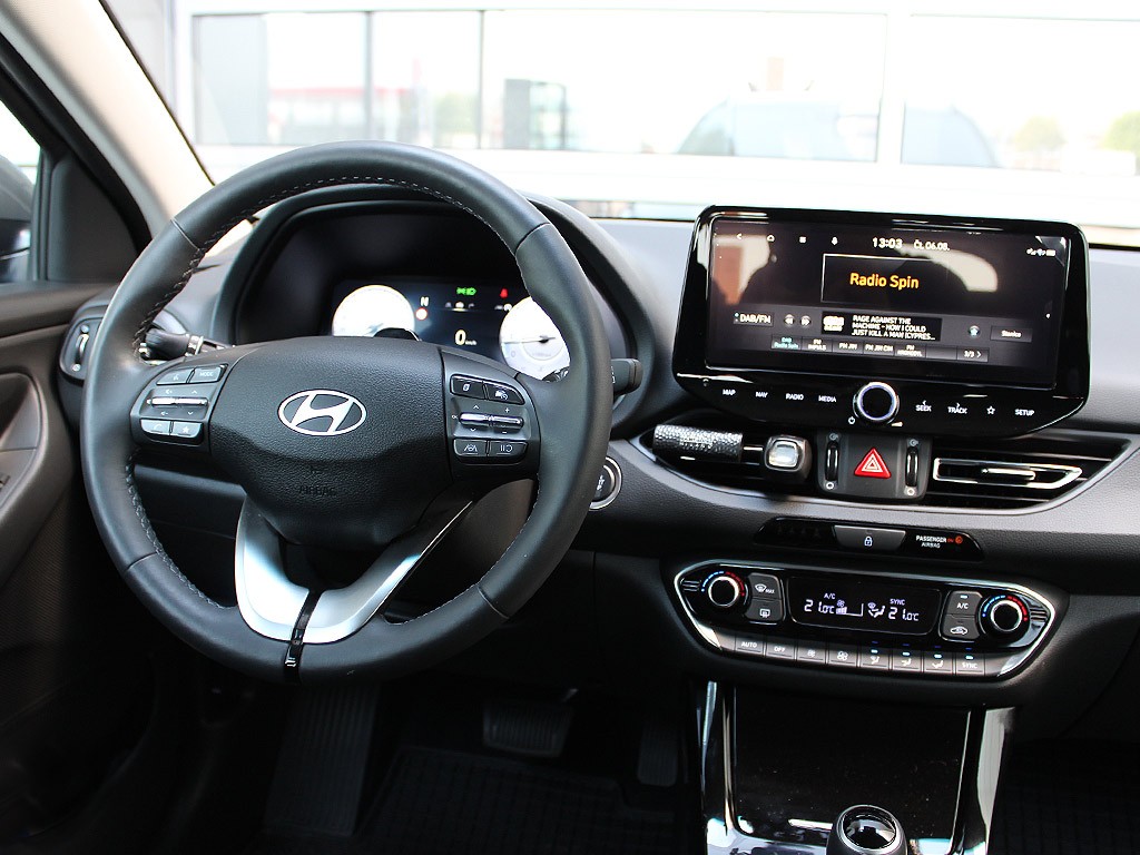 Hyundai i30 kombi 1,6 T-GDI MR26 STYLE