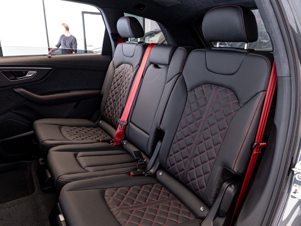 Audi Q7 SUV S line 50 TDI quattro (210kW/286k) 8st.-Tiptronic - PERFECTION