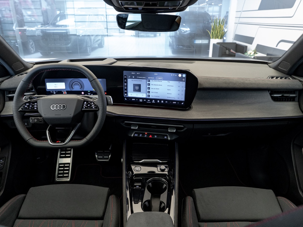 Audi Q3 Sportback NEW 2.0 TFSI (195kW/265k) quattro S tronic