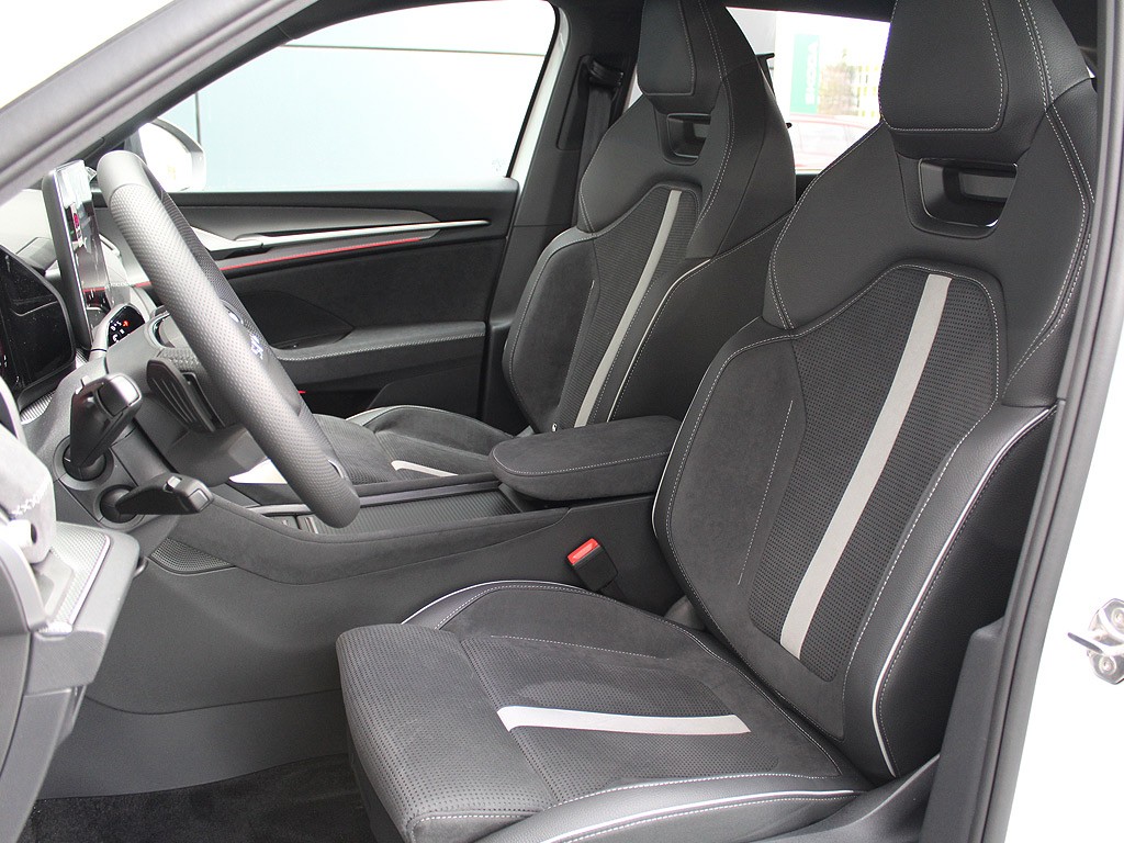 Škoda Kodiaq 2,0TDI 142kW 7-stup. DSG 4x4 Sportline