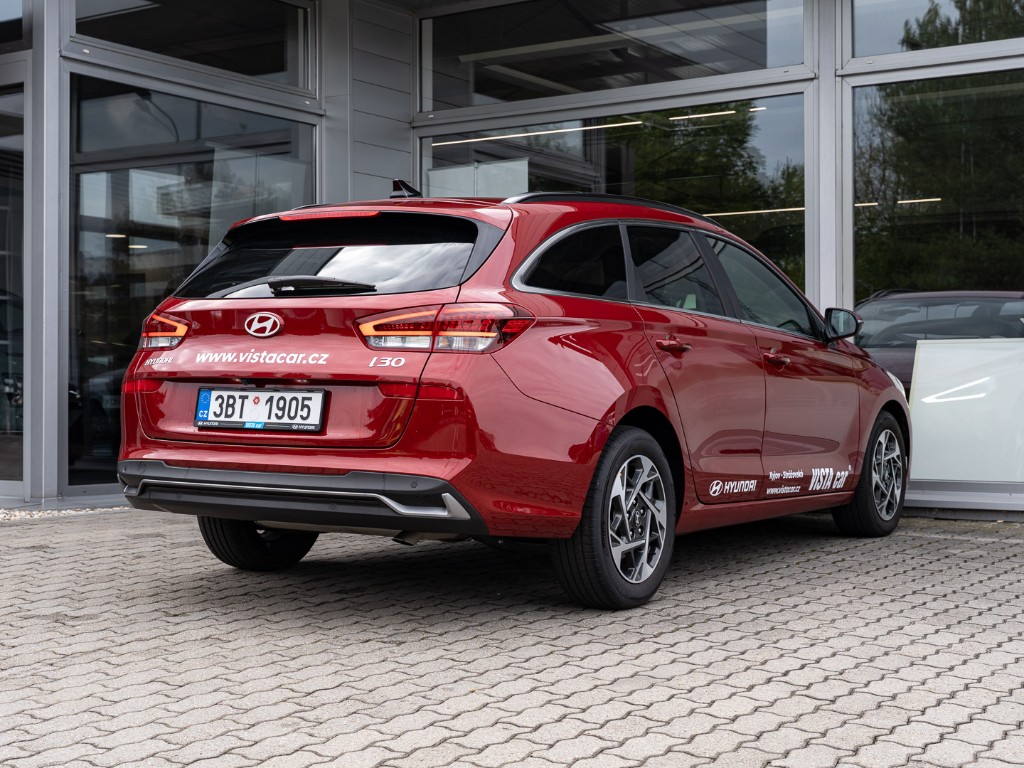Hyundai i30 kombi 1,6 T-GDI MR26 STYLE SAFETY