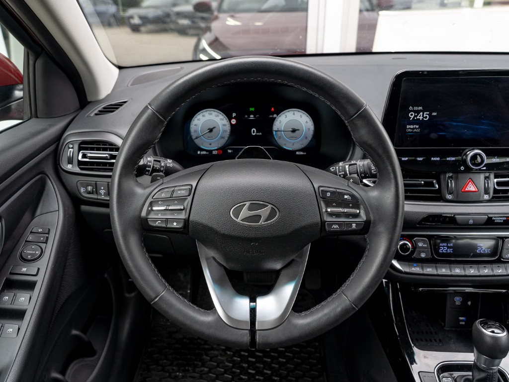 Hyundai i30 kombi 1,6 T-GDI MR26 STYLE SAFETY
