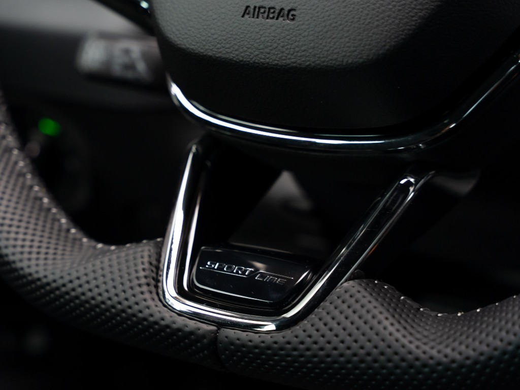 Škoda Karoq 1,5TSI 110kW 7-stup. DSG SportLine