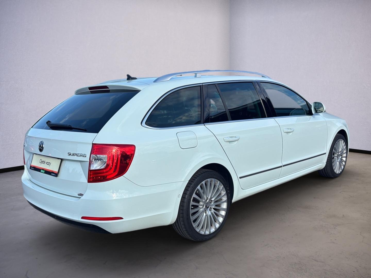 Škoda Superb Combi 2,0 TDI / 125 kW Ambition