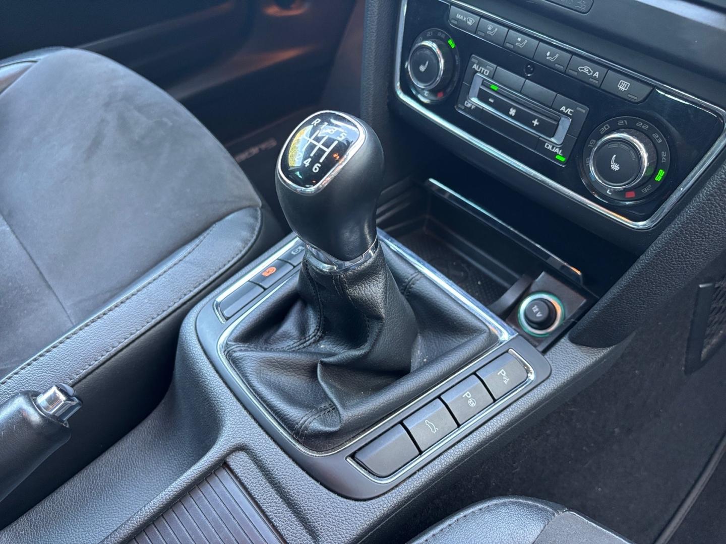 Škoda Superb Combi 2,0 TDI / 125 kW Ambition