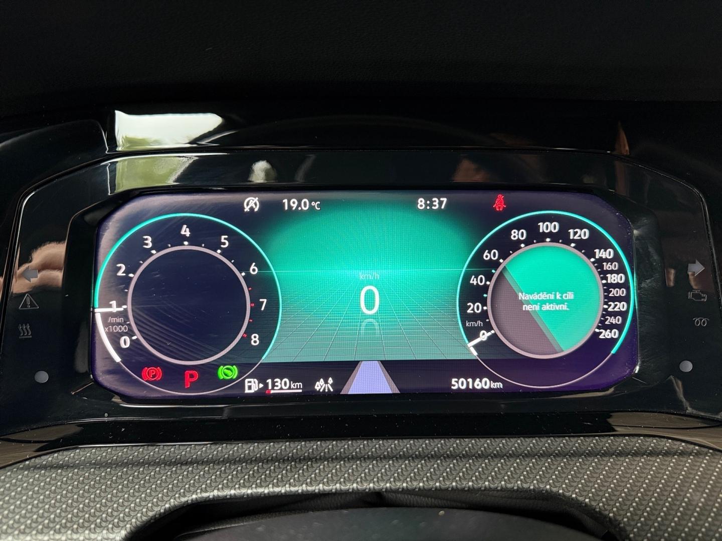 Volkswagen Golf Variant 1,5 eTSI / 110 kW R-line DSG MHEV