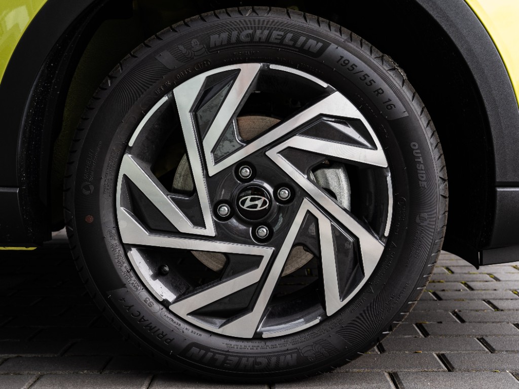 Hyundai Bayon 1,0 T-GDI MR26 GO!