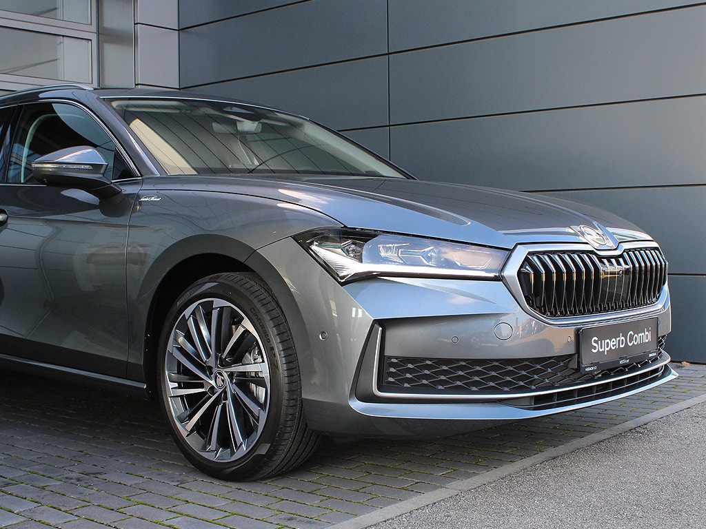 Škoda Superb Combi 2,0TDI 142kW 7-stup. DSG 4x4 Laurin & Klement