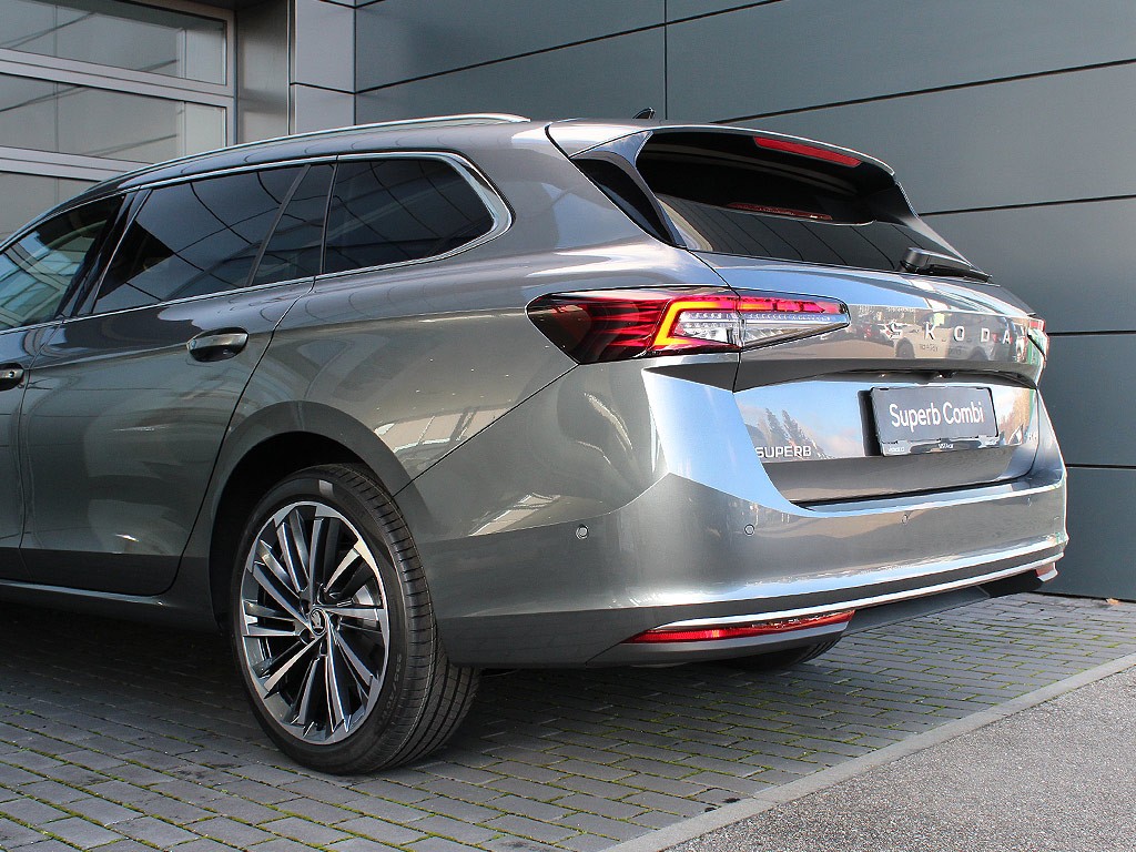 Škoda Superb Combi 2,0TDI 142kW 7-stup. DSG 4x4 Laurin & Klement