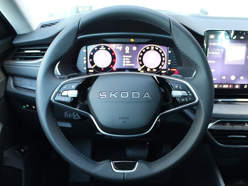 Škoda Octavia Combi 2,0TDI 110kW 7-stup. DSG Exclusive