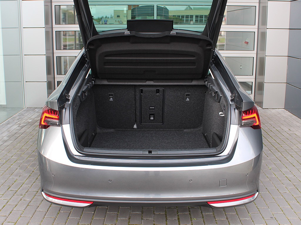 Škoda Octavia 1,5TSI m-HEV 110kW 7-stup. DSG Top Selection