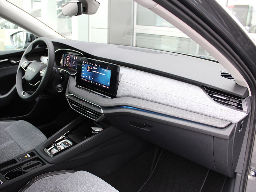 Škoda Octavia 1,5TSI m-HEV 110kW 7-stup. DSG Top Selection