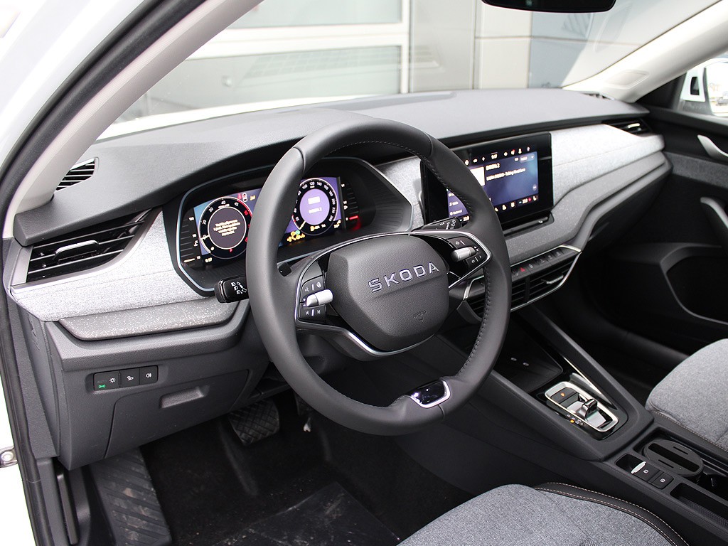 Škoda Octavia Combi 2,0TDI 110kW 7-stup. DSG Top Selection