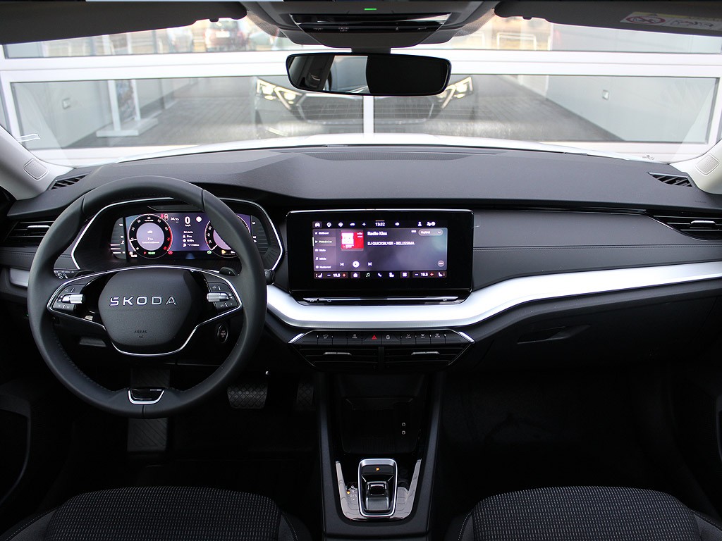 Škoda Octavia Combi 1,5TSI 110kW m-HEV 7-stup. DSG Selection