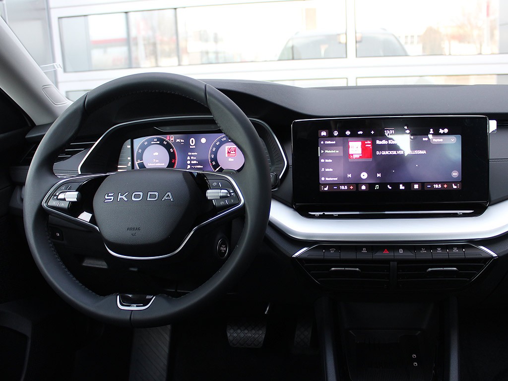 Škoda Octavia Combi 1,5TSI 110kW m-HEV 7-stup. DSG Selection