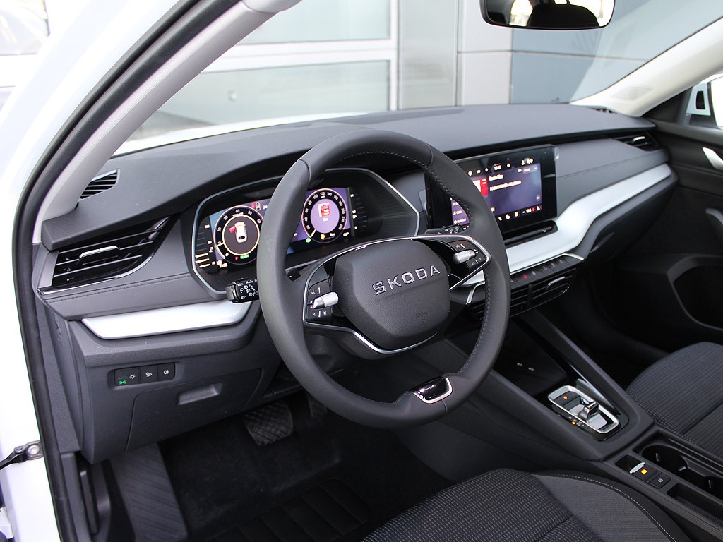 Škoda Octavia Combi 1,5TSI 110kW m-HEV 7-stup. DSG Selection