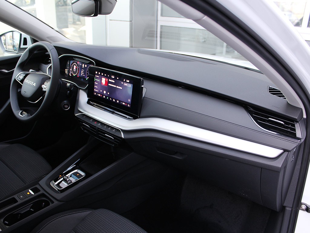 Škoda Octavia Combi 1,5TSI 110kW m-HEV 7-stup. DSG Selection
