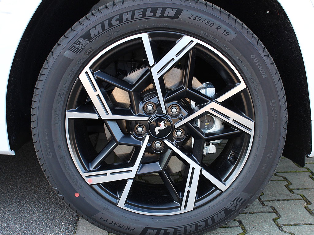 Hyundai Tucson 1,6 T-GDI 4x2 MR27 GO CZECH N LINE!