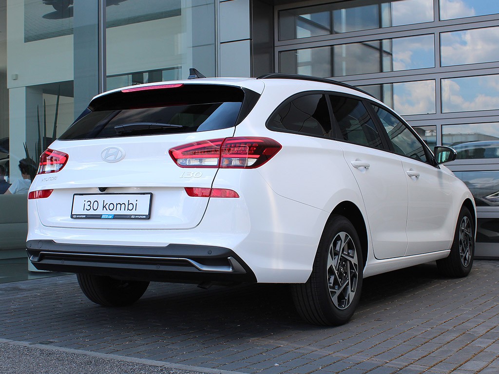 Hyundai i30 kombi 1,0 T-GDI MR26 GO CZECH!