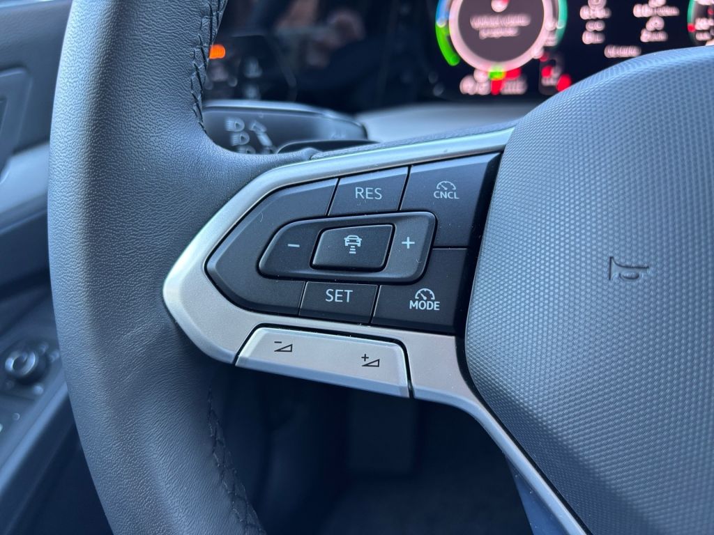 Volkswagen Golf 1,5 TSI / 150 kW eHybrid People DSG