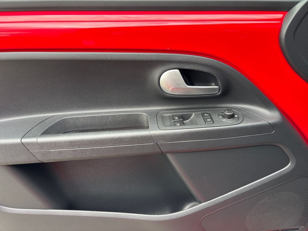 Volkswagen up! 1,0 TSI / 85 kW GTi