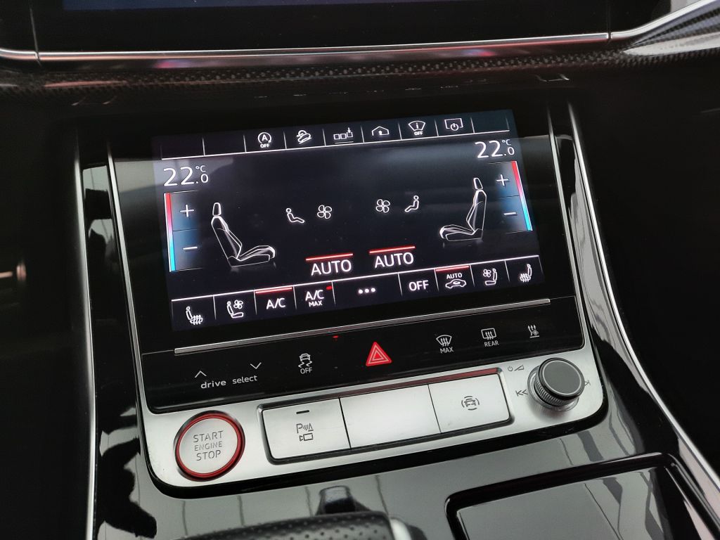Audi SQ7 4.0 TDI quattro (320kW/435k) Tiptonic, 7míst