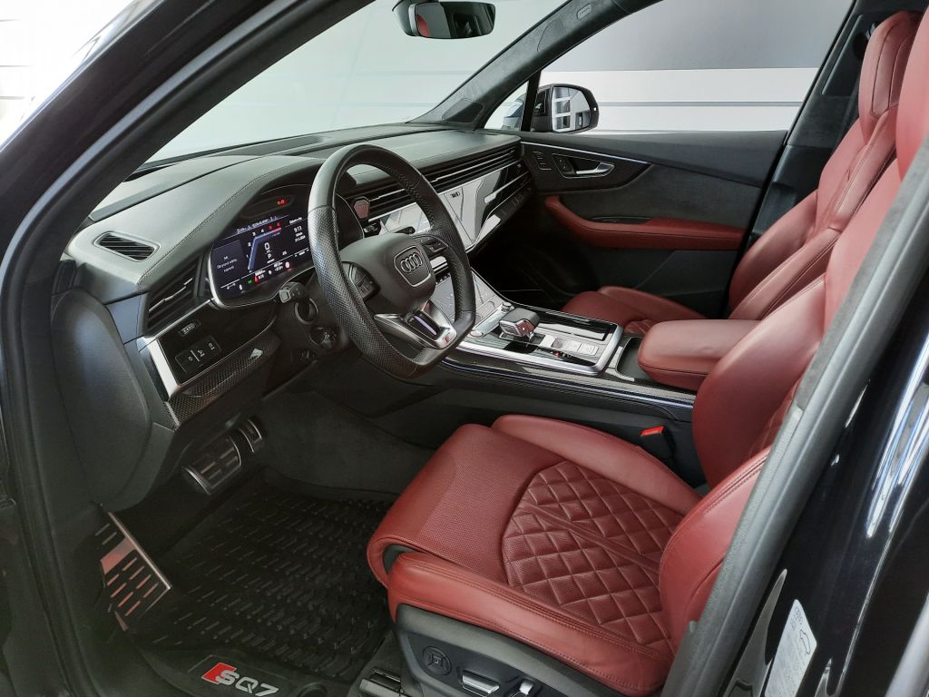 Audi SQ7 4.0 TDI quattro (320kW/435k) Tiptonic, 7míst