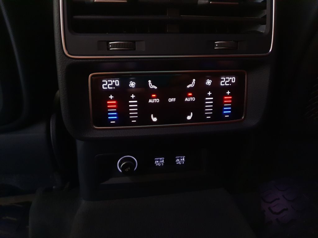 Audi SQ7 4.0 TDI quattro (320kW/435k) Tiptonic, 7míst