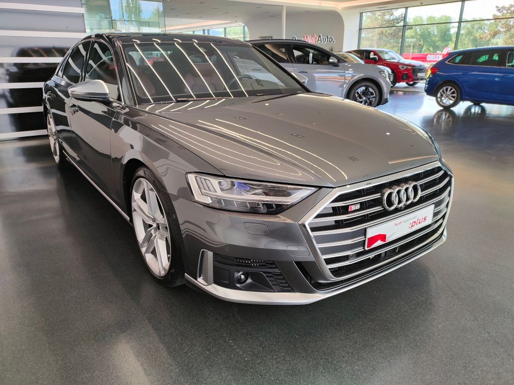 Audi S8 4.0 TFSI quattro (420kW/572k) Tiptronic