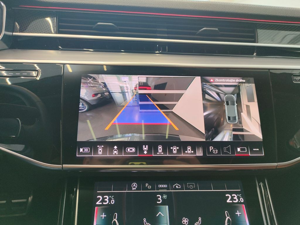 Audi S8 4.0 TFSI quattro (420kW/572k) Tiptronic