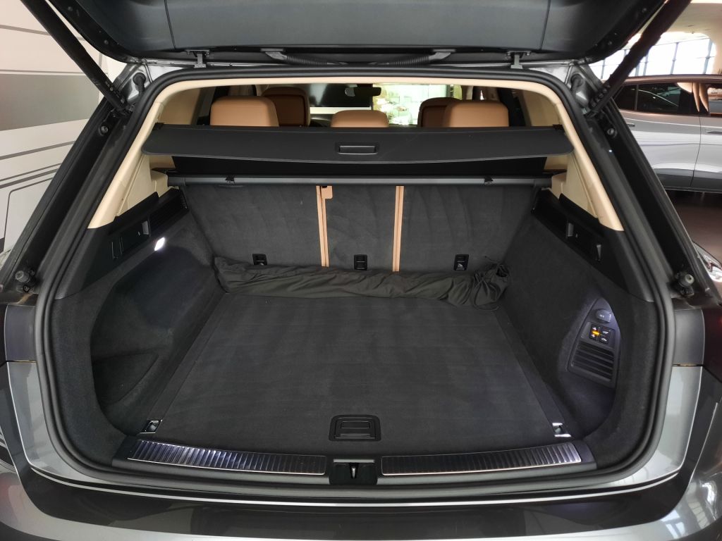 Volkswagen Touareg 3.0 TDI 4Motion (210kW286k) Tiptronic