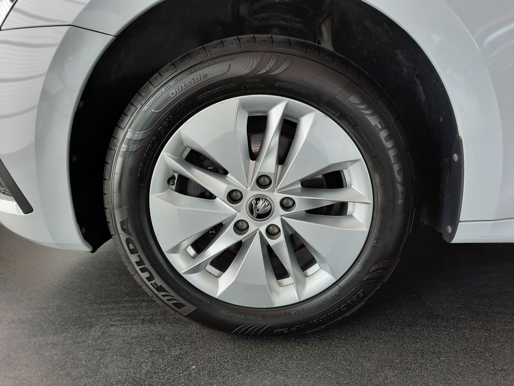 Škoda Octavia Combi 2.0 TDI (110kW/150k) DSG, Ambition