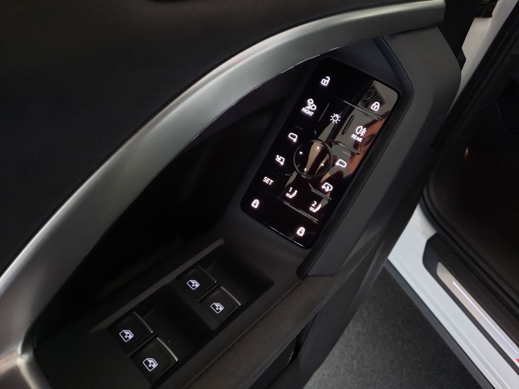 Audi Q5 2.0 TDI quattro (150kW/204k) STR, S line