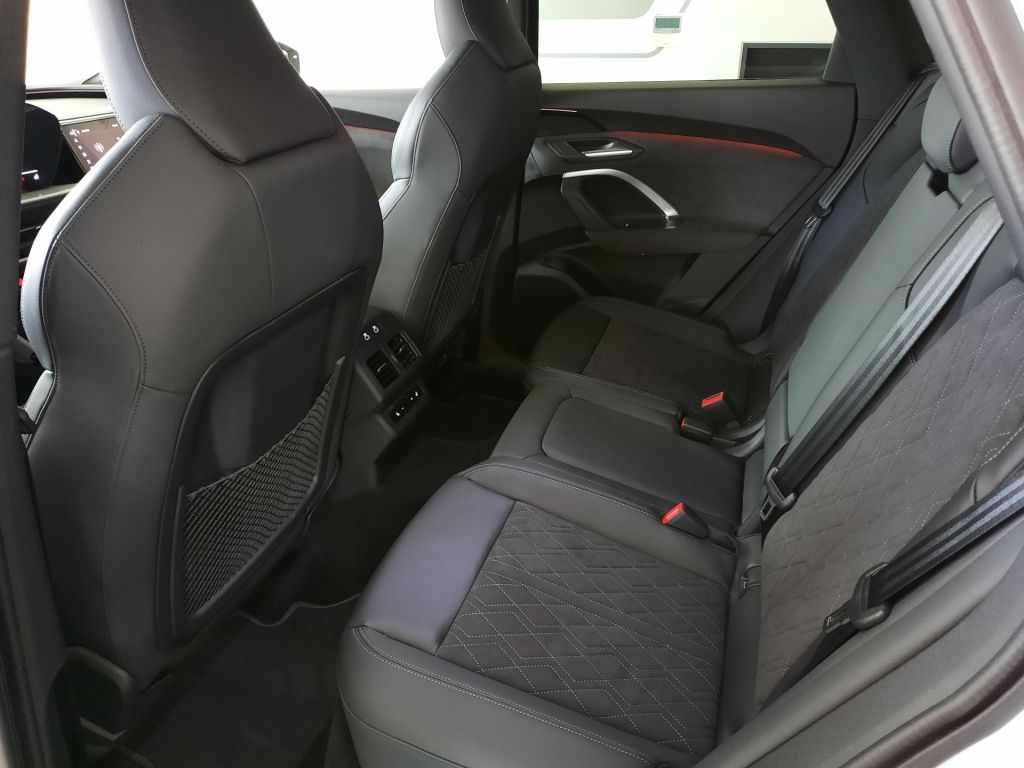 Audi Q5 2.0 TDI quattro (150kW/204k) STR, S line