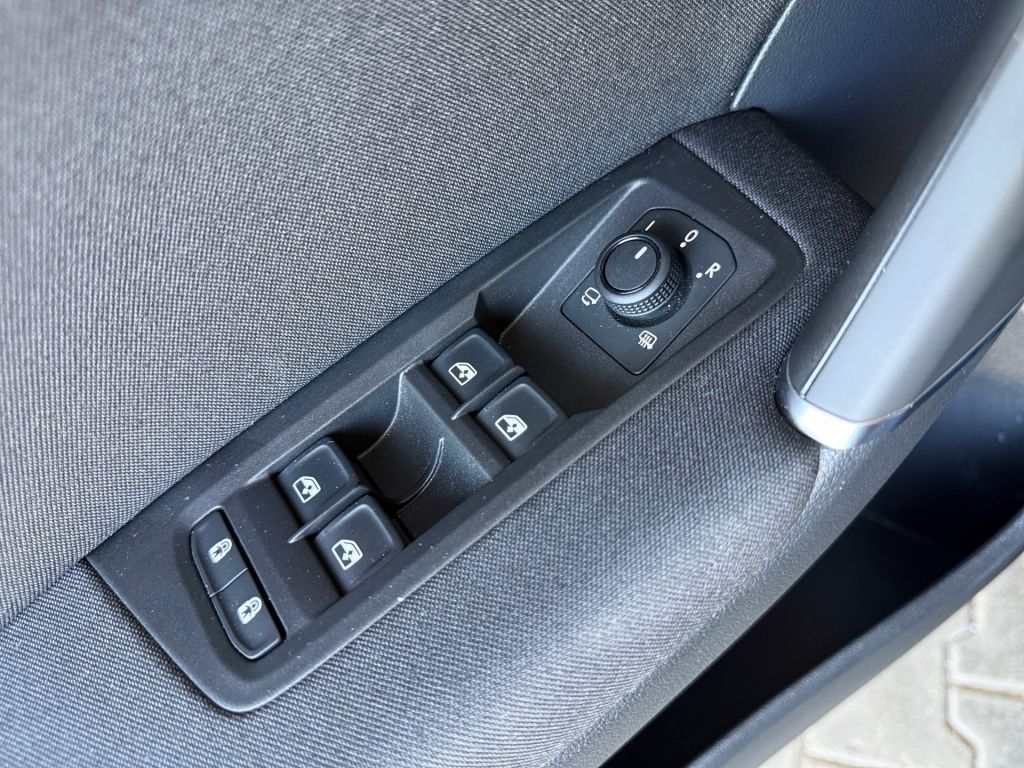 Volkswagen Touran 1,5 TSI / 110 kW People DSG